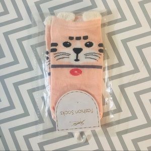 NEW Cute Pink Kitten Socks 🐱
